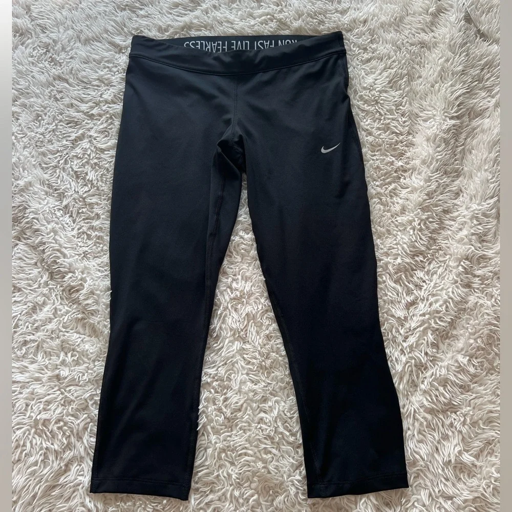 Women’s Nike Capri Dri-Fit Leggings - Picture 2 of 8